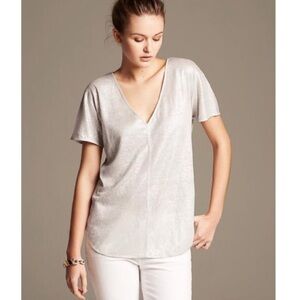 Banana Republic Linen Foil Tee, loose V Neck Shimmer, size M